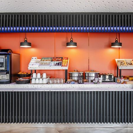 Hotel Akena Troyes - La Chapelle St-Luc Les Noes-pres-Troyes Luaran gambar