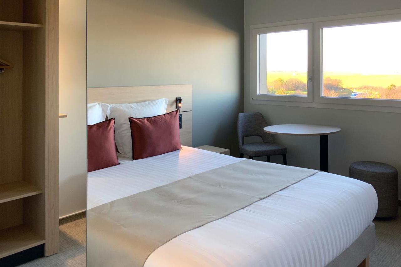 Hotel Akena Troyes - La Chapelle St-Luc Les Noes-pres-Troyes Luaran gambar
